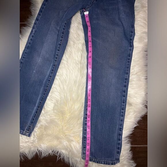 Levi’s medium washed rare denim jeans sz 28 - Picture 8 of 8